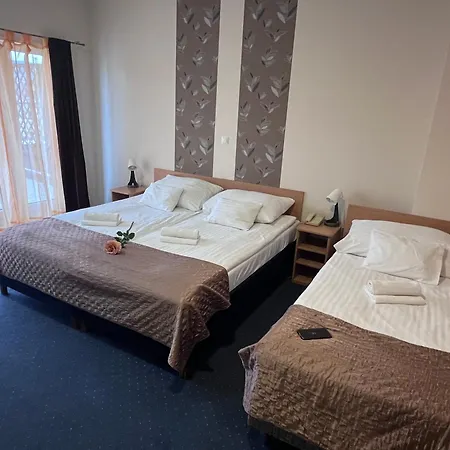 Rose 부다페스트