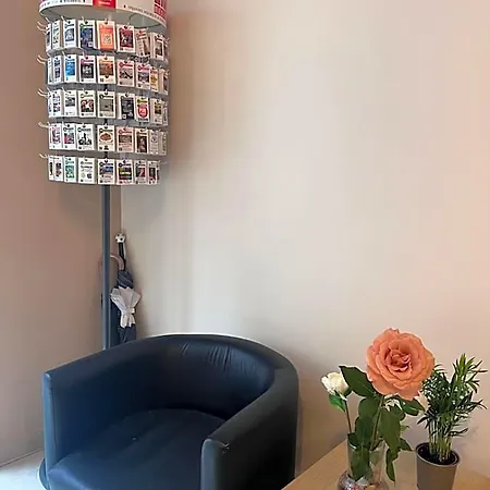 Rose 3*